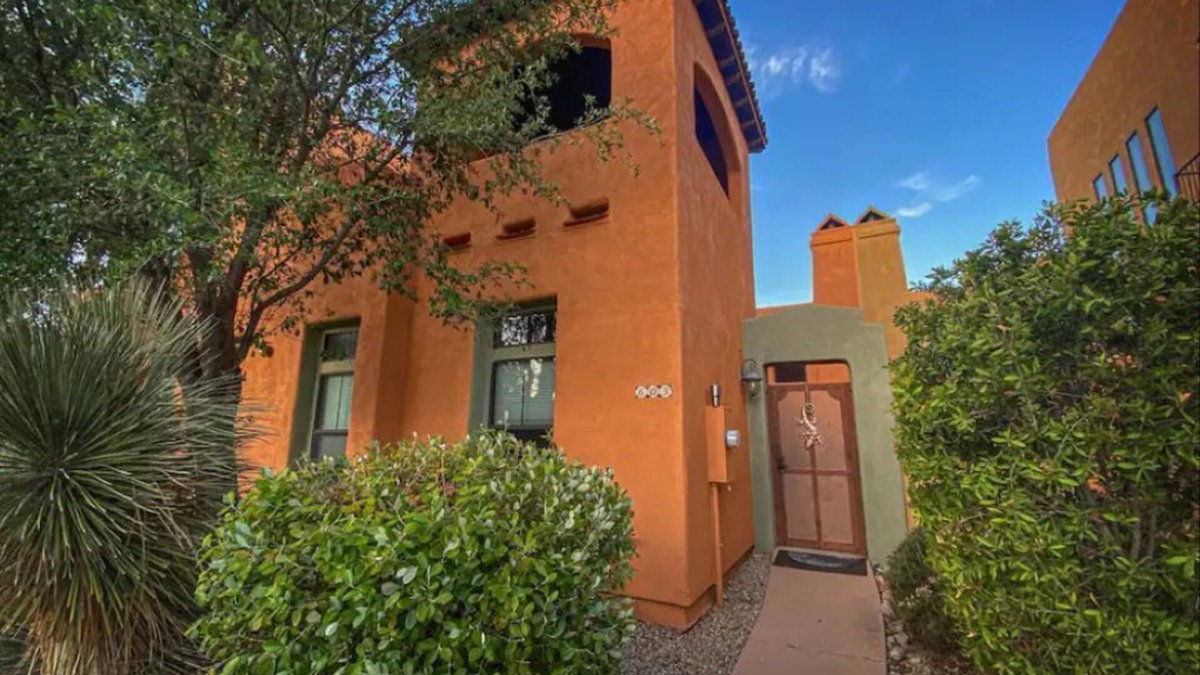Tumacacori Condo | Lovely two bedroom condo- Pool, spa, and gym.