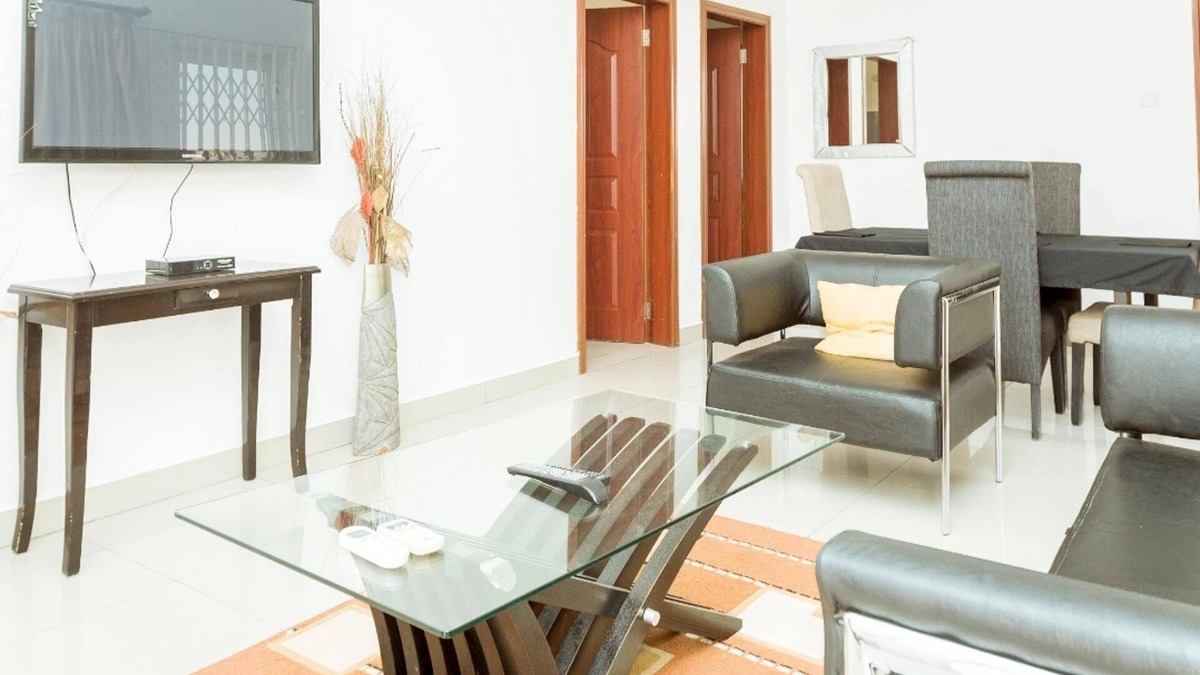 Kweiman House | Lovely Two-bedroom House Near Aburi, Accra