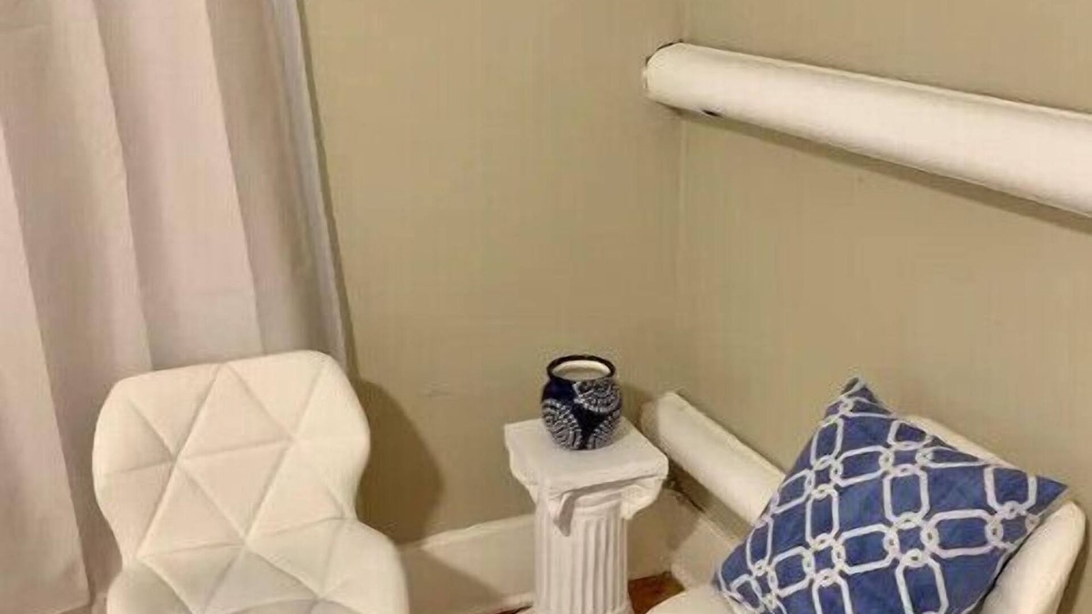 Vicksburg Apartment | Lovely Upstairs 3 Bedroom Apartment