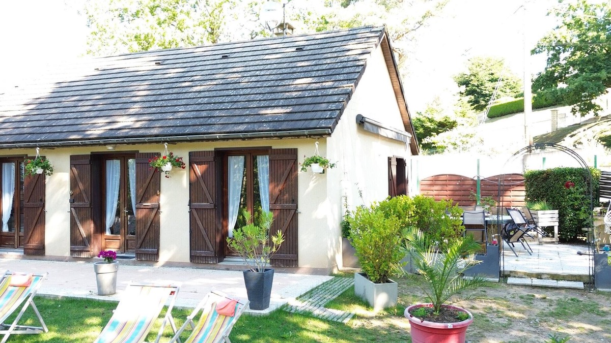 Marcillac-la-Croisille House | Lovely vacation home Maison du lac