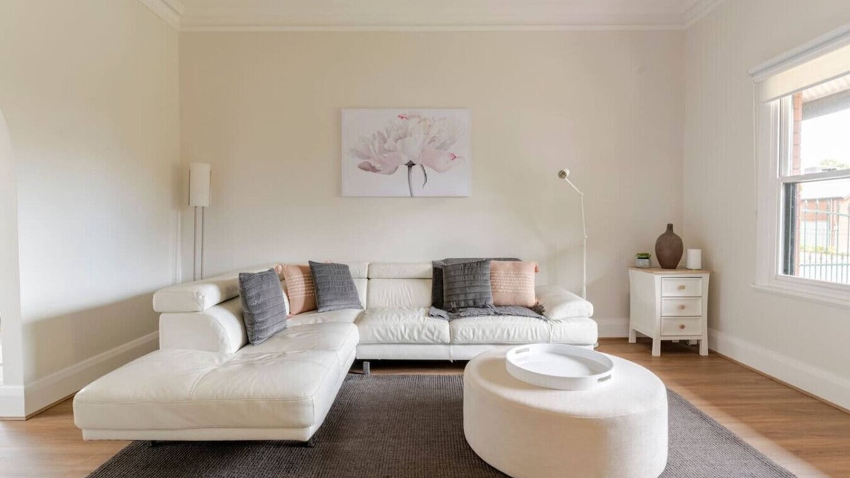 Nailsworth House | Lovely Villa on the Border of Prospect