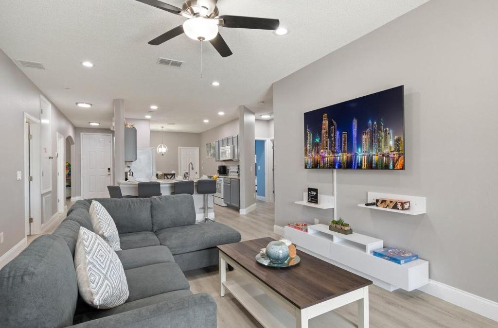 Sunset Ridge Villa | Lovely villa with Beautiful Pool Close to Disney