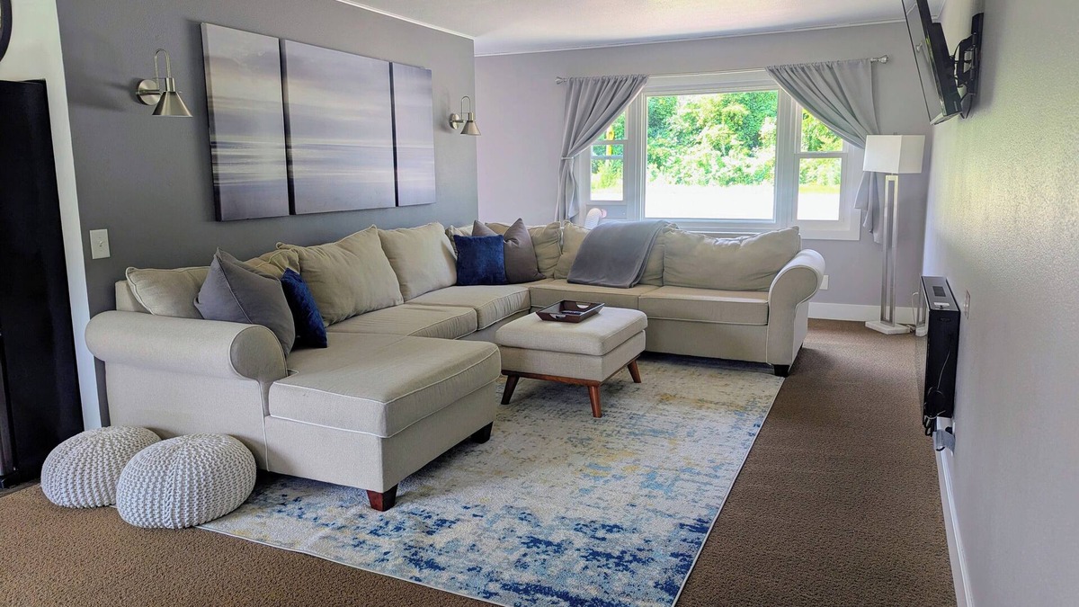 McFarland House | Lovely Waterfront Two Bedroom House