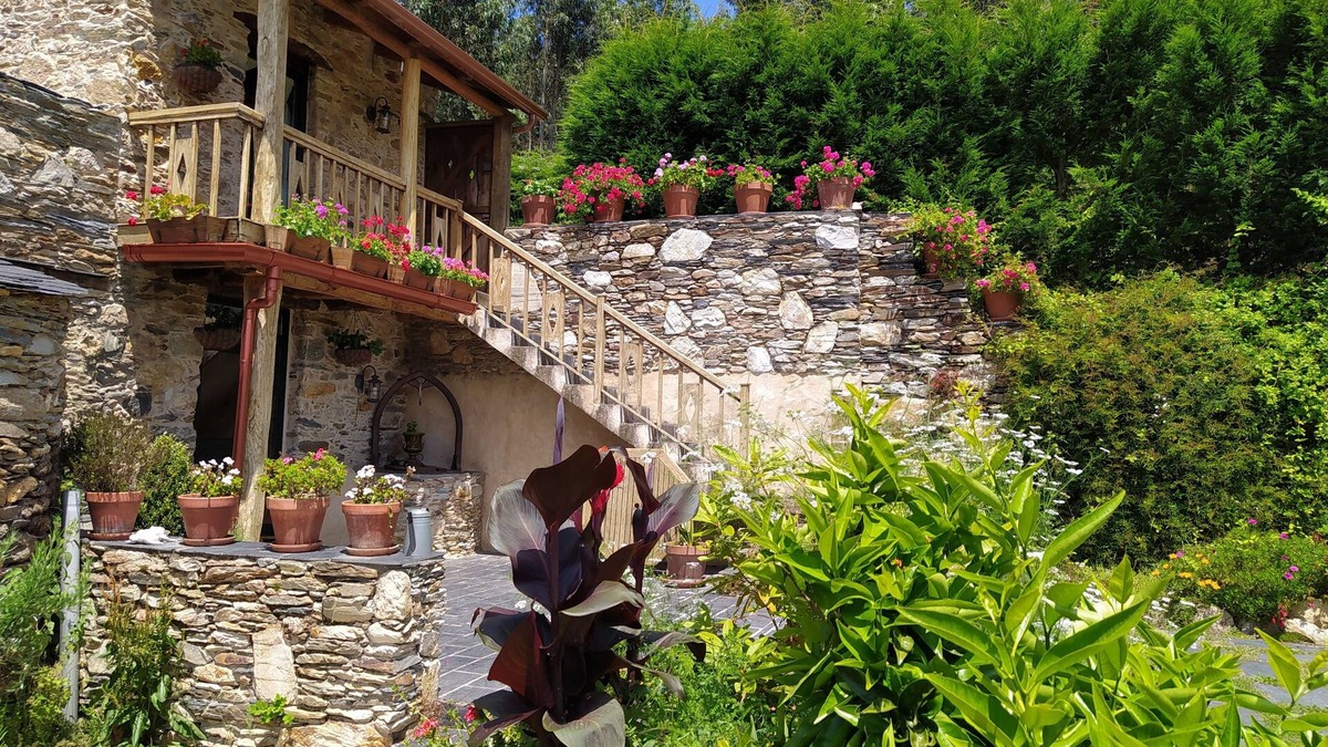 Ortigueira House | Loventuro farmhouse