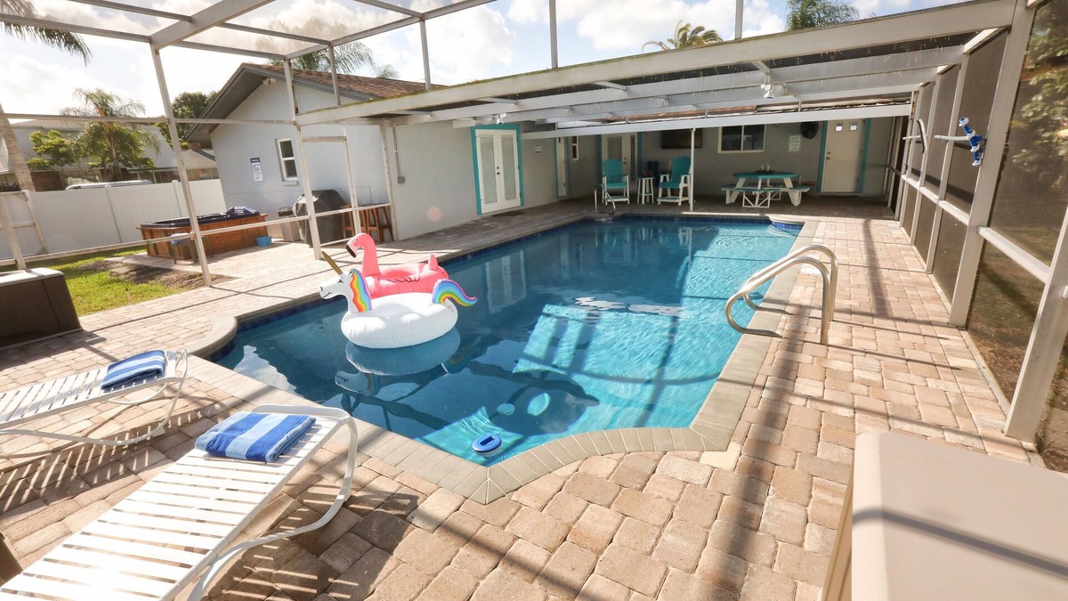 Bay Crest Park House | Loving Life! 4br/2ba, heated pool, spa, grill, RV parking, boat ramp access