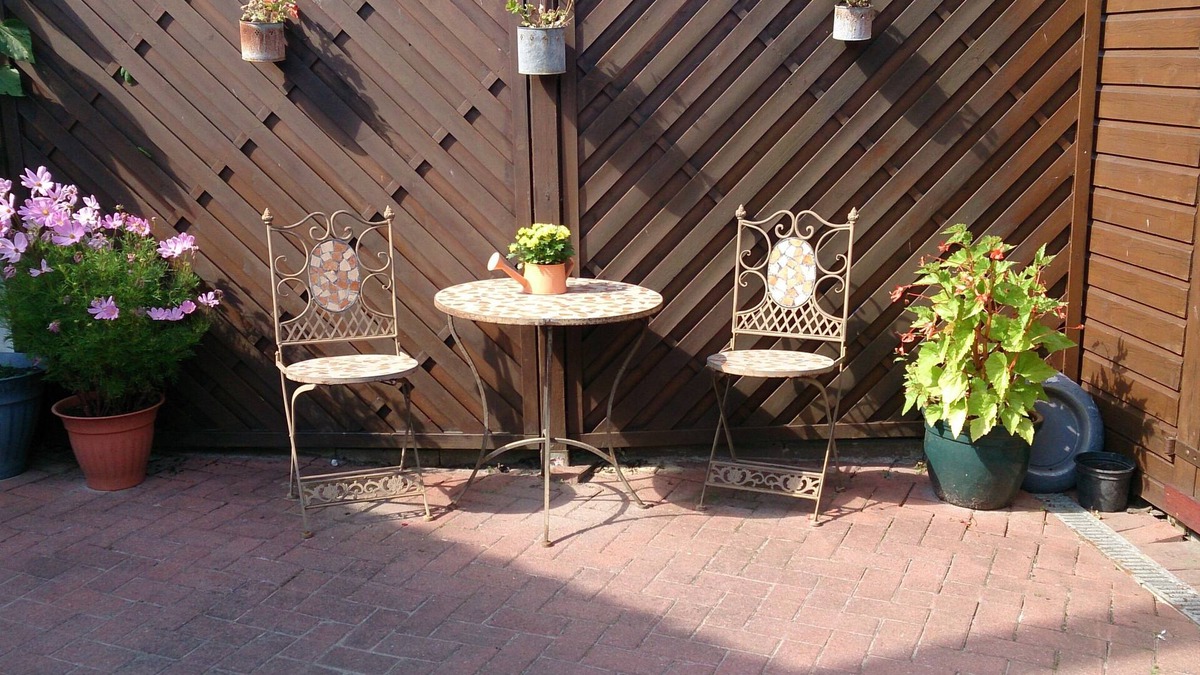 Eckwarden Apartment | lovingly furnished apartment with garden near the beach