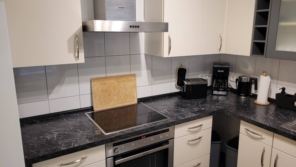 Warthausen Apartment | Lovingly furnished vacation apartment with private entrance and parking space