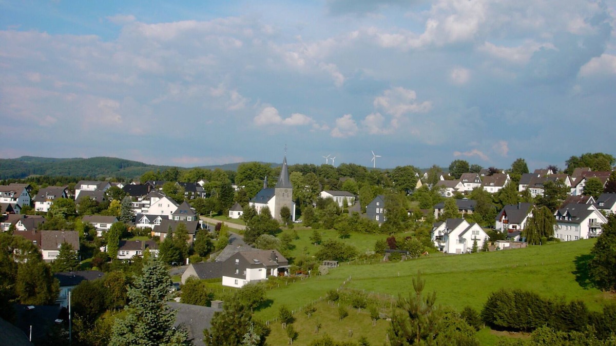 Rhode Apartment | Lovingly furnished vacation apartment in a beautiful location with no through traffic