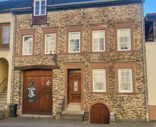 Losnich Villa | Lovingly renovated witch's house with 2 parking spaces and garden