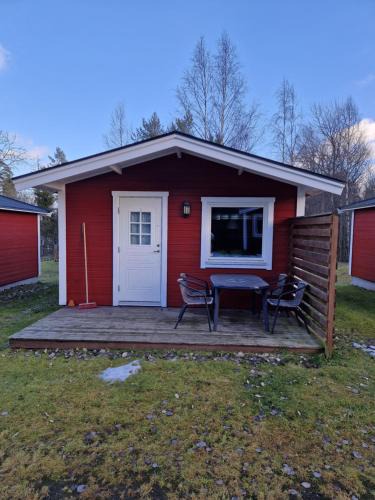 Lovsjo House | Lovsjöbadens Camping