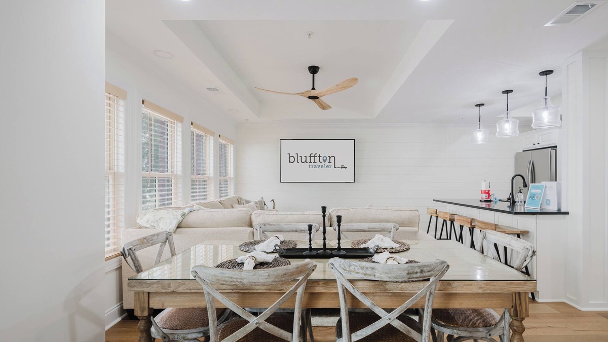 Old Town Bluffton House | Lowcountry Landing! 3-story townhouse in Old Town's Promenade