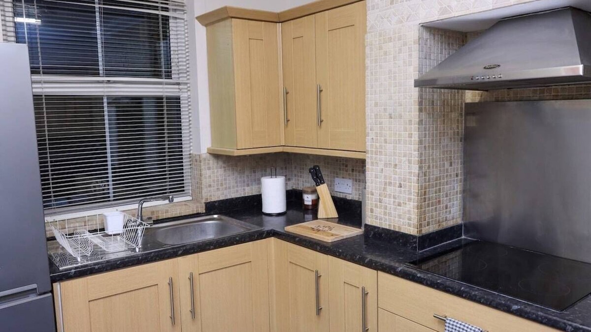 Maidstone House | Lower Boxley Manor Home
