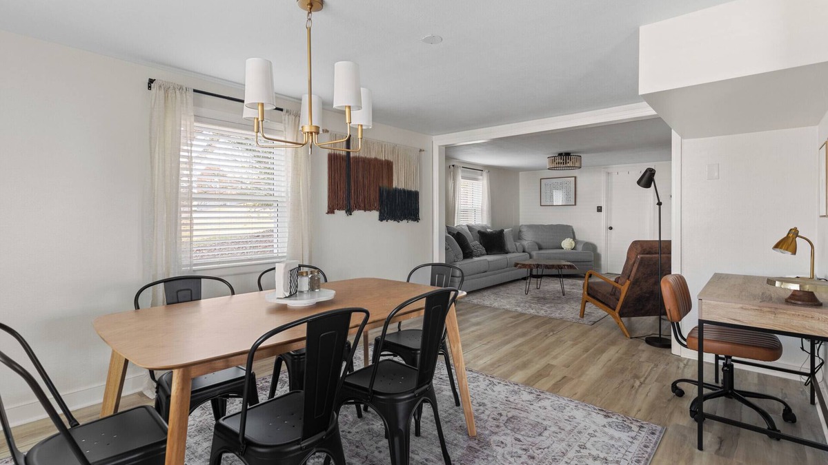 Lynchburg House | Lower Level 2-bedroom house- 8min to LU/4min to UL