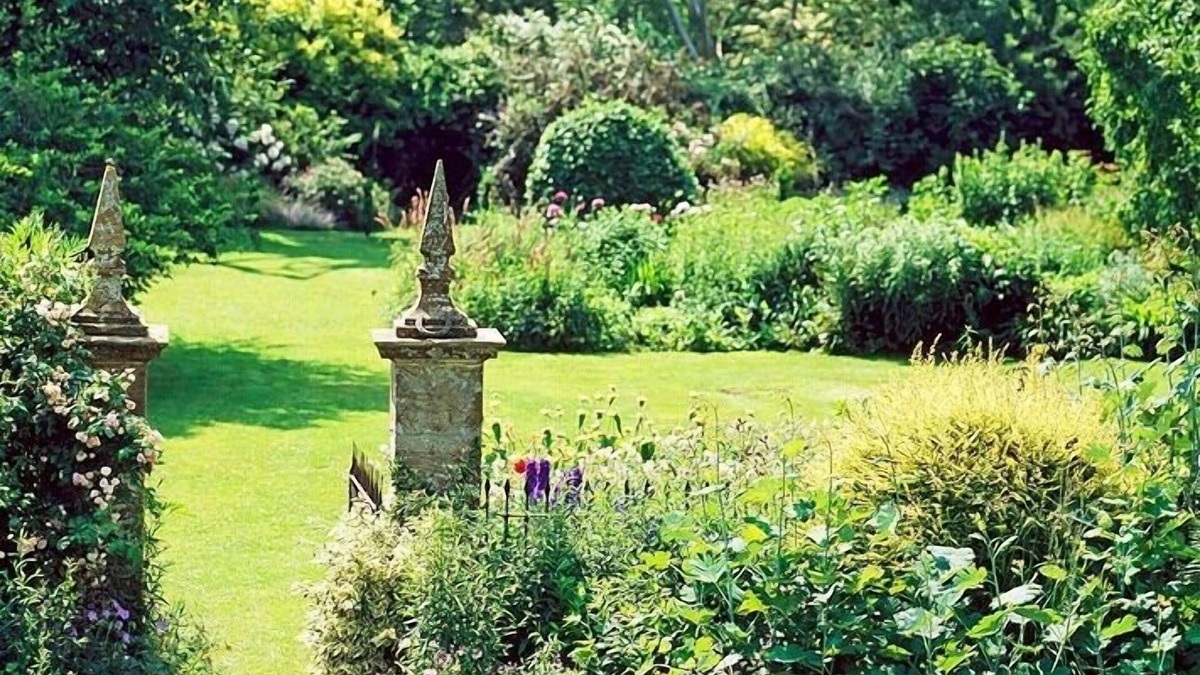 Crewkerne Bed & Breakfast | Lower Severalls Farmhouse