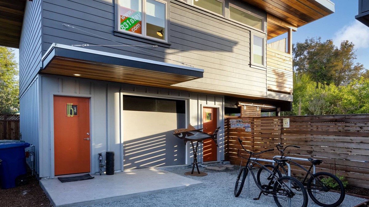 Circles Condo | lower west side style & quality 1BR