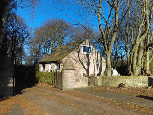 Longcroft House | Lowood Cottage