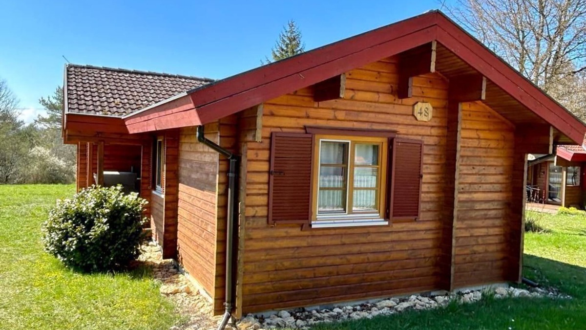 Hayingen House | Ltd-48 - Holzblockhaus mit Überdachter Terrasse - Ferienpark Lauterdörfle 9