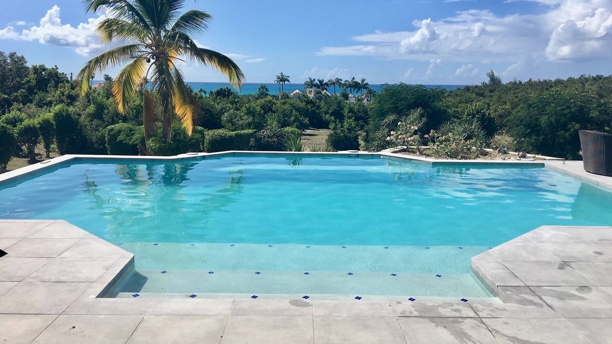 Plum Bay Villa | LUXURY 4 BEDROOM VILLA - JARDIN CREOLE TERRES BASSE - JUST TWO MINUTES TO BEACH