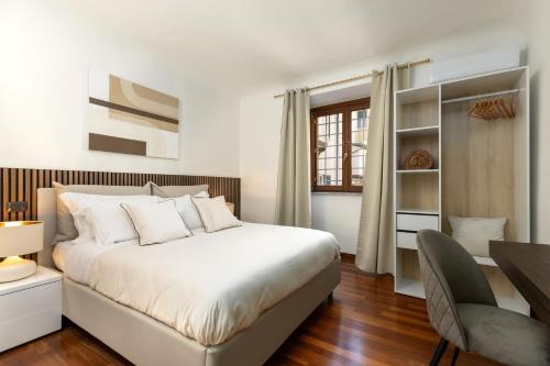 Lucca Historical Center Apartment | Luce Apartment - Stylish Terrace in the Heart of Lucca