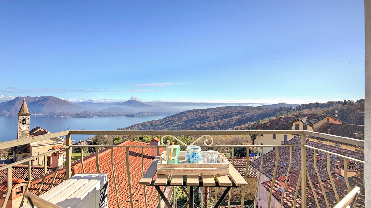 Levo Apartment | Luce Lake View on Stresa Hill, Stresa, Italy