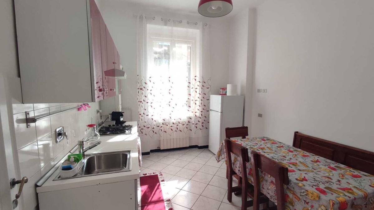 Sestri Ponente Apartment | Lucia Appartamento uso Esclusivo - Aeroporto Genova Sestri Ponente