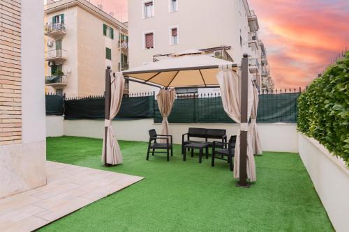 Prenestino-Centocelle Apartment | Luciano Secret Garden Apartment