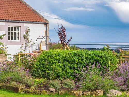St. Andrews House | Lucklaw Steading Cottage