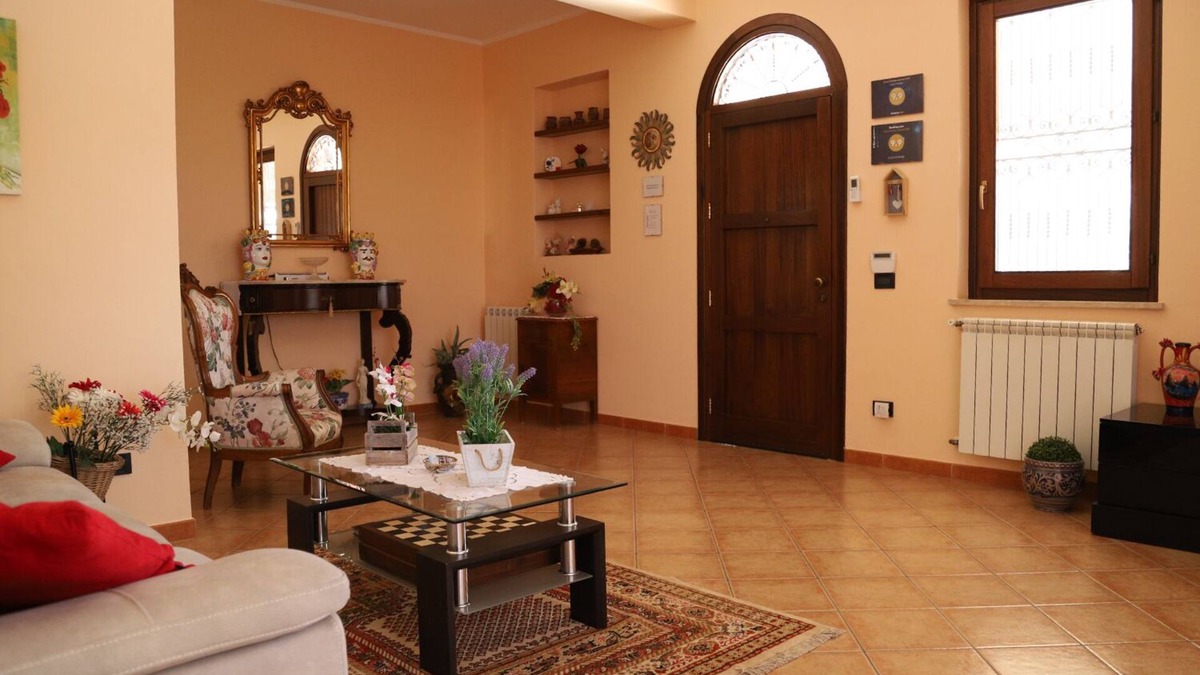 Cinisi House | Lucy's Cottage Holidays