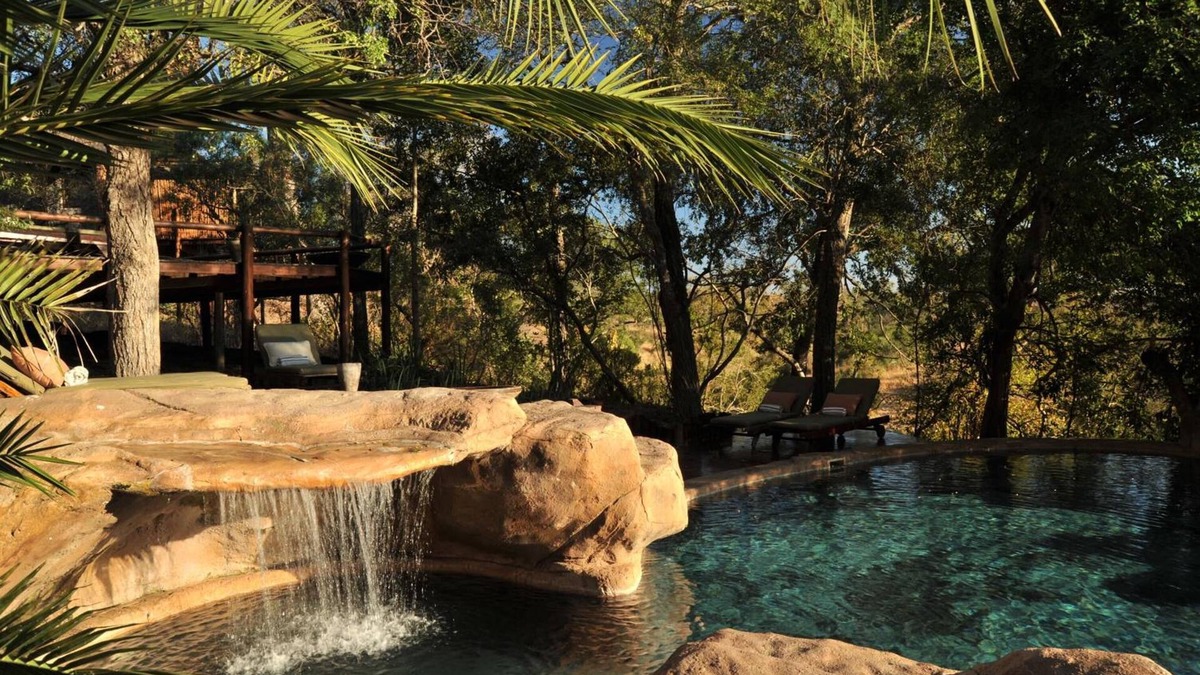 Buffelspruit Cabin | Lukimbi Safari Lodge
