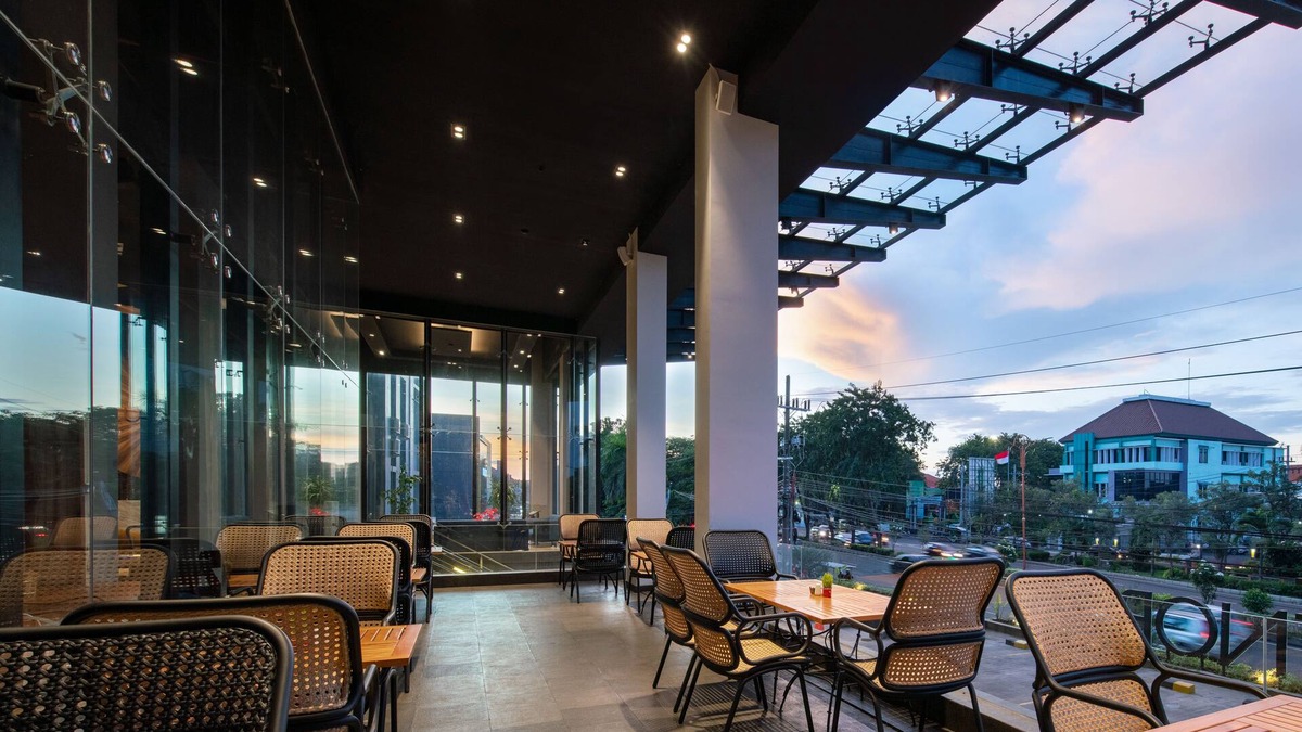Sidoarjo Hotel | Luminor Hotel Airport Sidoarjo by WH
