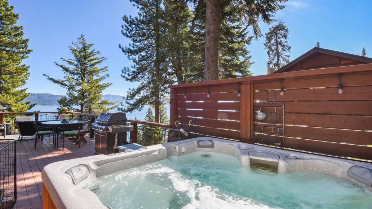 Carnelian Bay House | Luna Del Lago - Luxury Pano Lake Views, Sleeps 8, Hot Tub