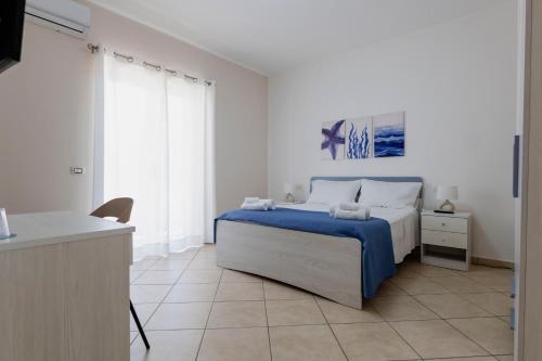 Gallico Marina House | Luna di Sale - Romantic Sea Rooms & Apartments