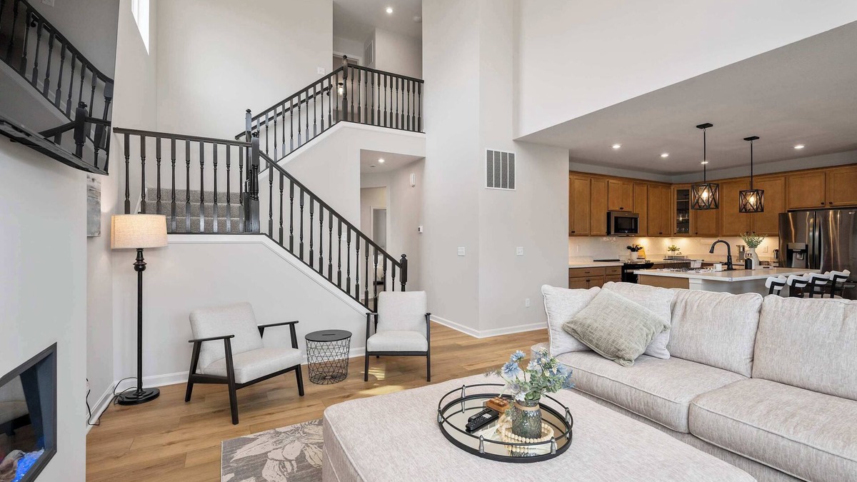 Walton House | Lunar Haven – Gorgeous 5 BDR