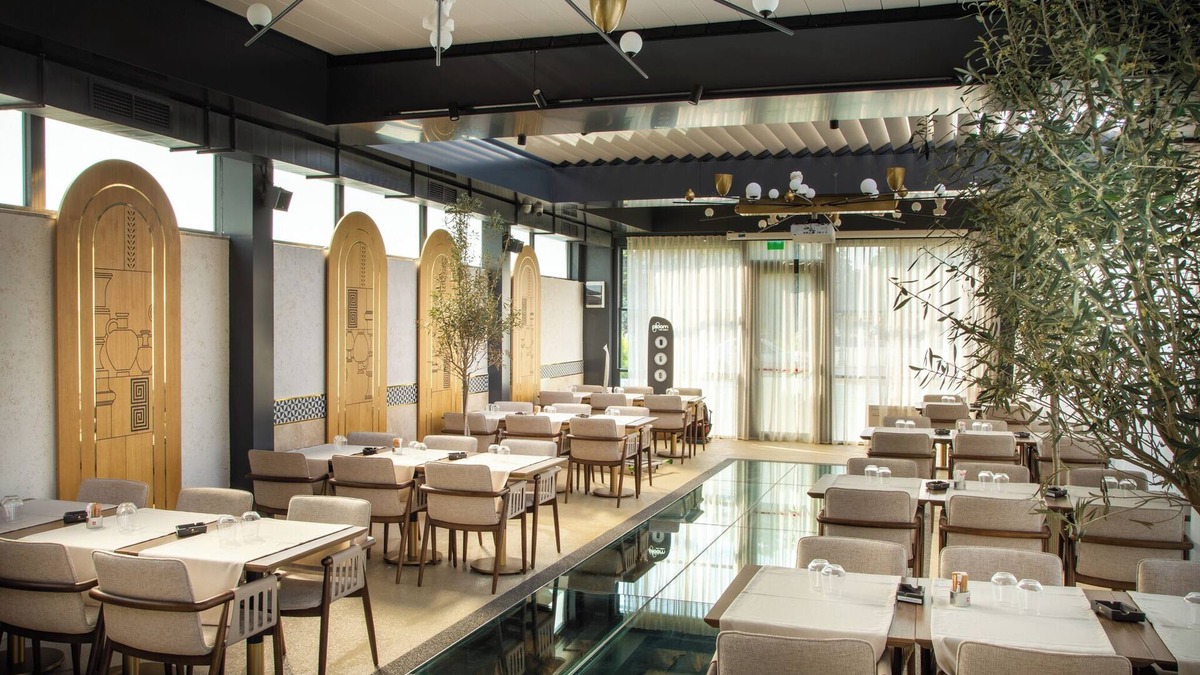 Old Town Hotel | Lupa By Bueno