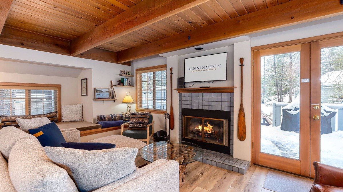 Deer Park House | LUPI02 - Cozy Sunriver Getaway, Hot Tub