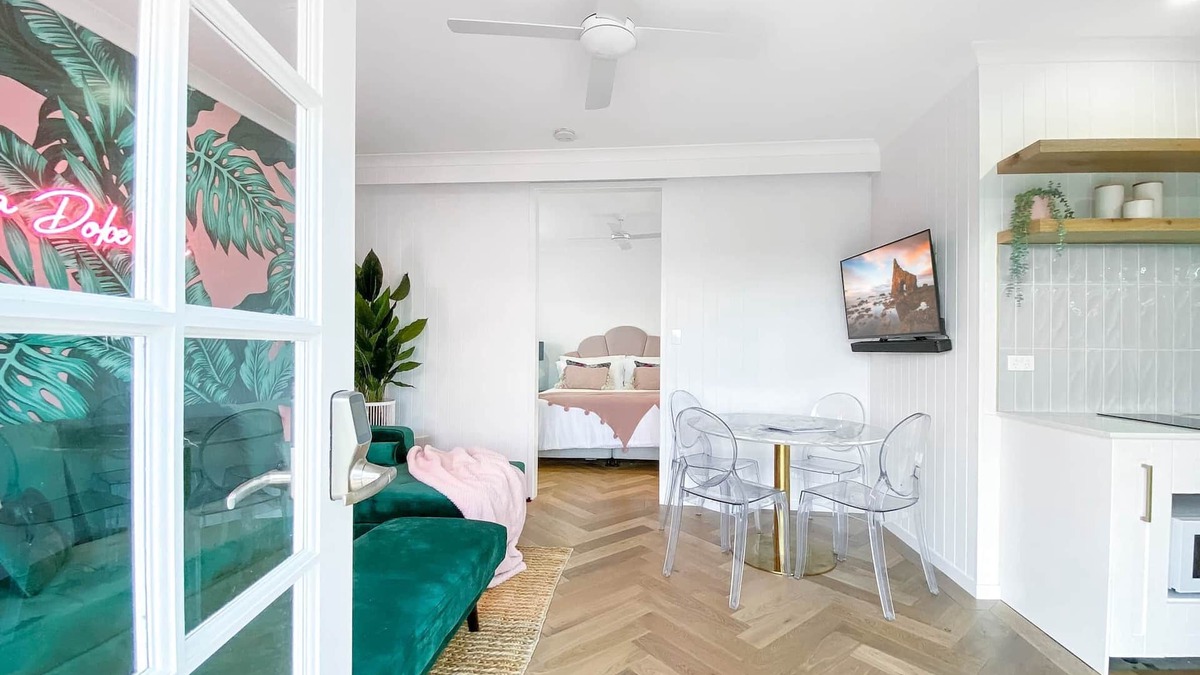 Moffatdale Villa | Lusso Retreats - South Burnett 1 Bedroom Retreat