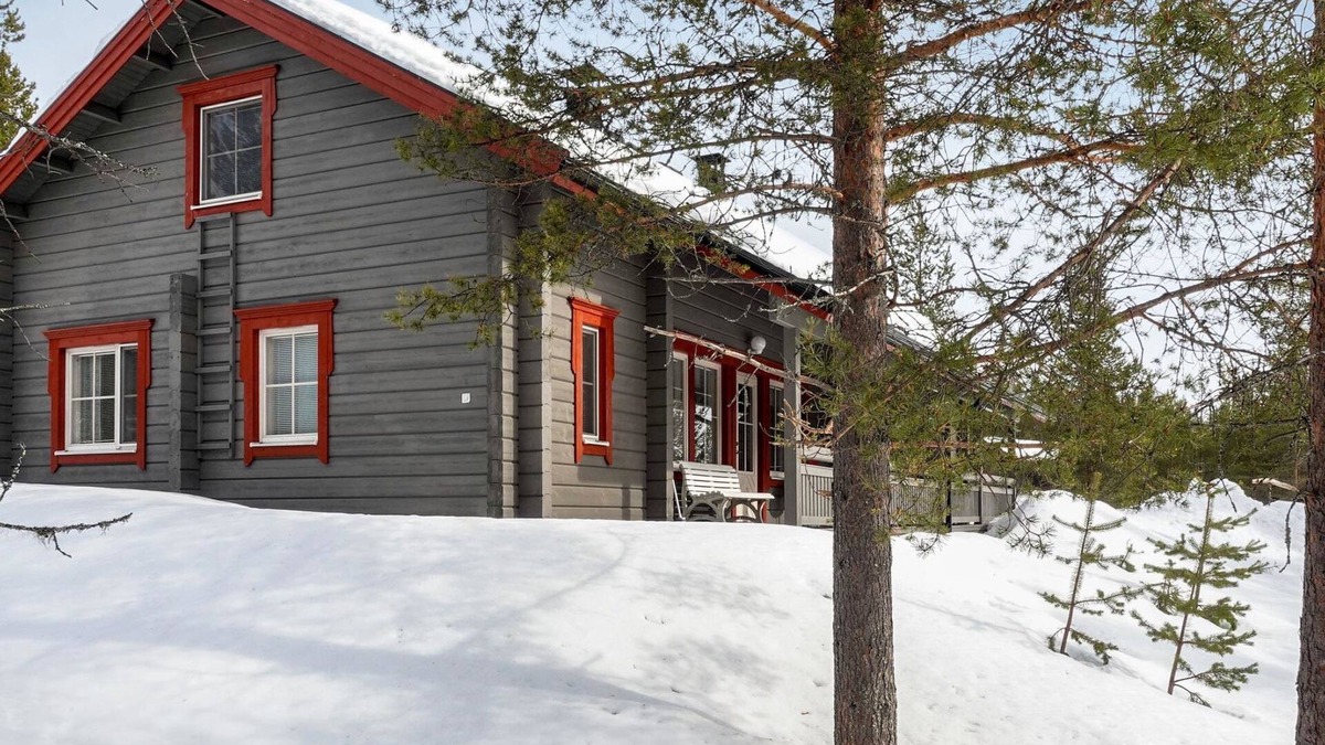 Lampivaara House | Lustola B by Interhome