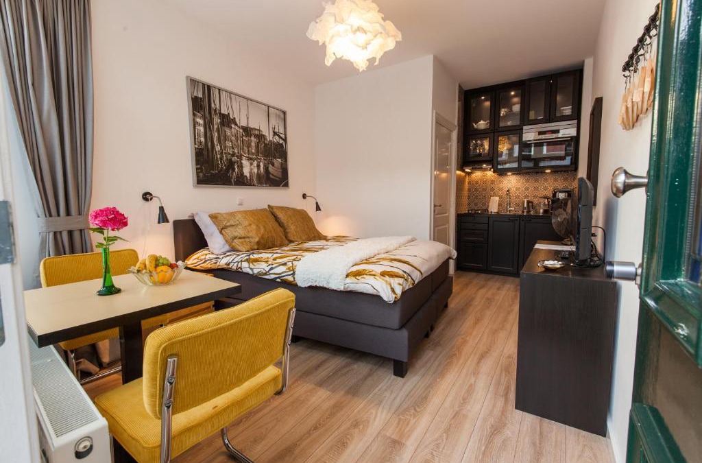 Oranjebuurt Bed & Breakfast | Lutje Kerklaan