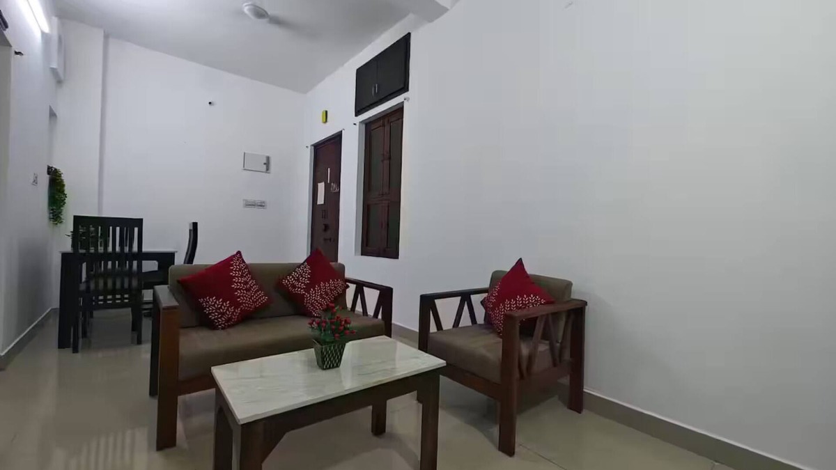 Pondicherry Beach Apartment | Luv- A Private Flat in White Town, Near Rock Beach