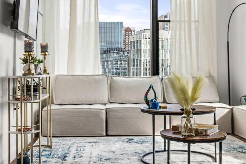 East Cambridge Apartment | Lux 3 Bedroom Apartment Boston