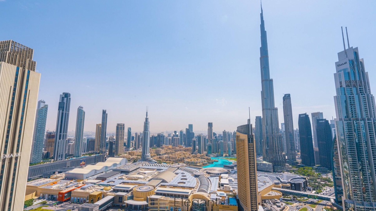 Trade Center Apartment | Lux 3BR - Panoramic Burj Khalifa View