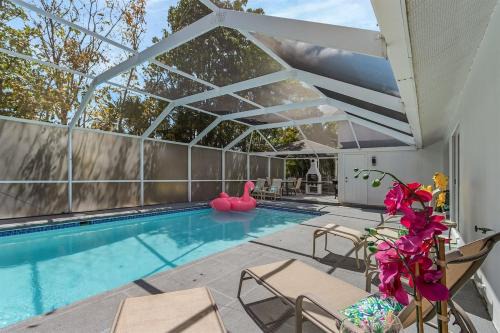 Willoughby Acres House | Lux 5BDR HUGE HTD Pool NR BEACH