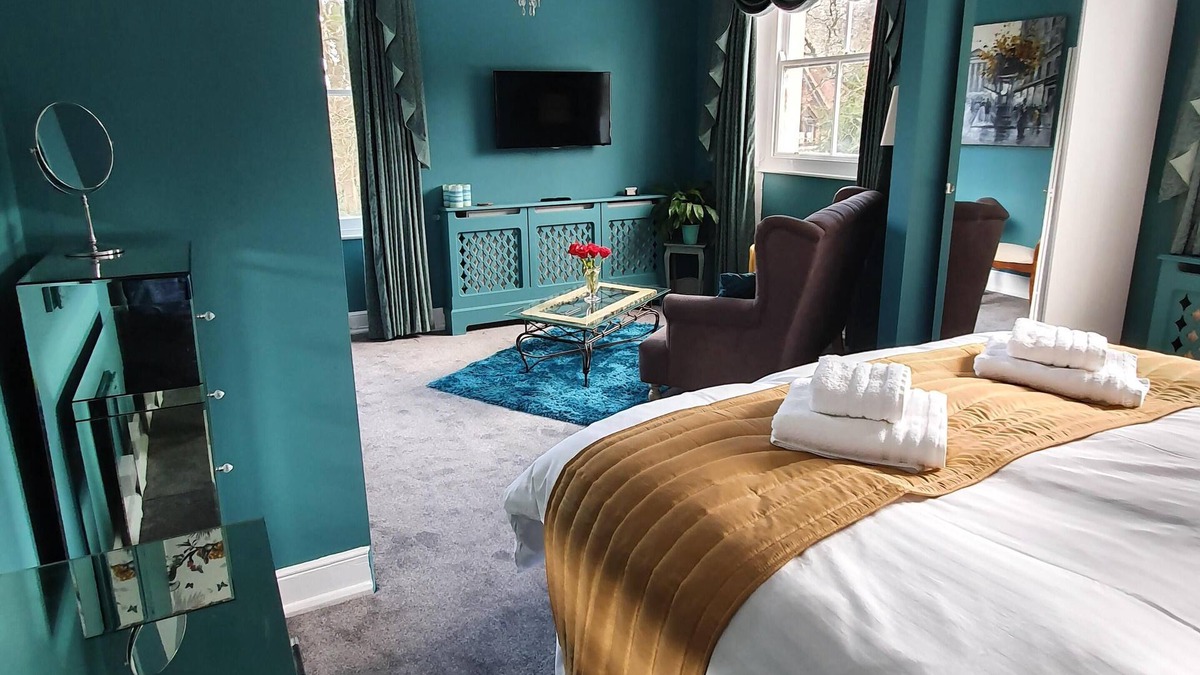 Winfrith Newburgh Apartment | Lux Apartment at Marley House