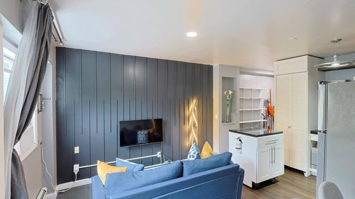Glenham Apartment | Lux APT Your home away from home.
