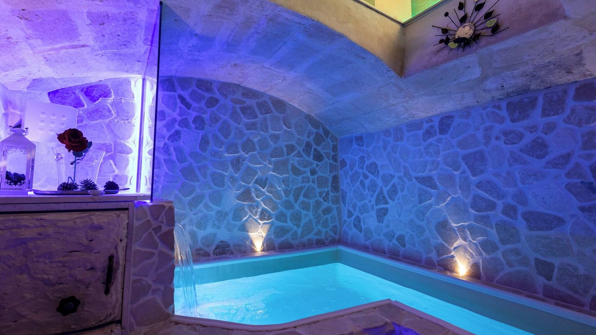 Sasso Caveoso House | Lux Lucis - One Bedroom House, Sleeps 2