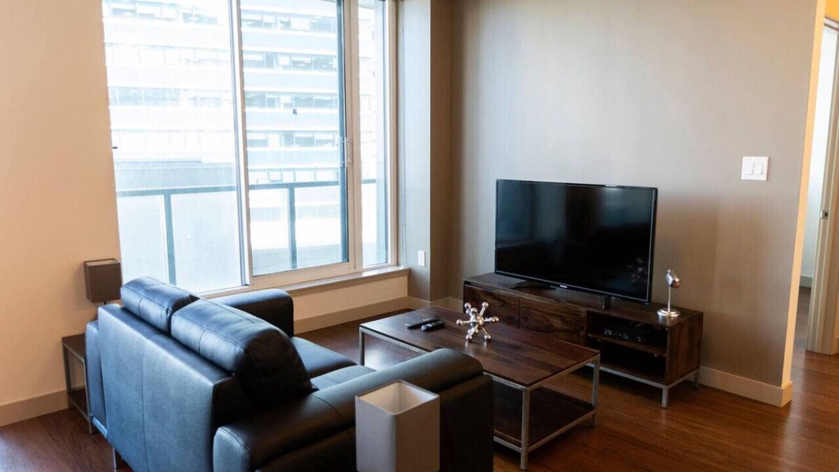 Downtown Edmonton Apartment | Luxe 1BR Apt with Gym: 5-min from Alberta Ground