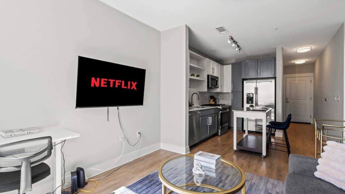 Charlotte Apartment | Luxe 1BR Suite in Waverly Charlotte NC!