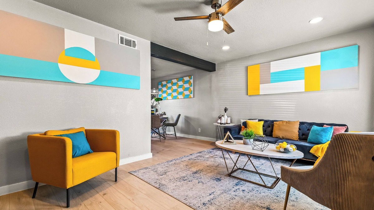 Irving House | Luxe 2-Bedroom Retreat with Top-tier Amenities and 5-Star Comfort!