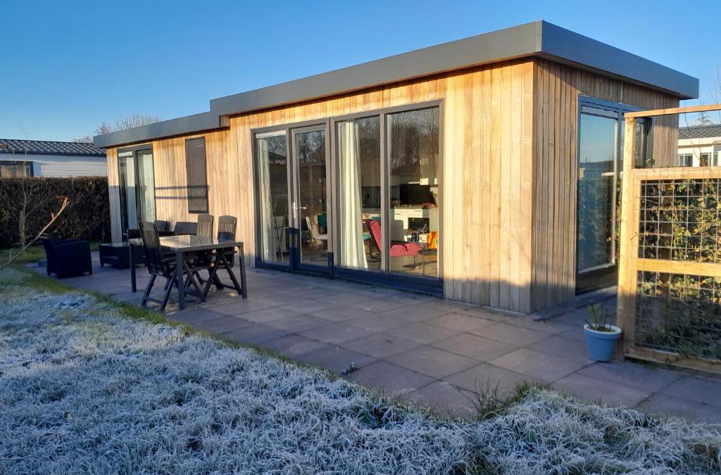 Menaldum House | Luxe 5 persoons bungalow op rustig vakantiepark nabij Leeuwarden