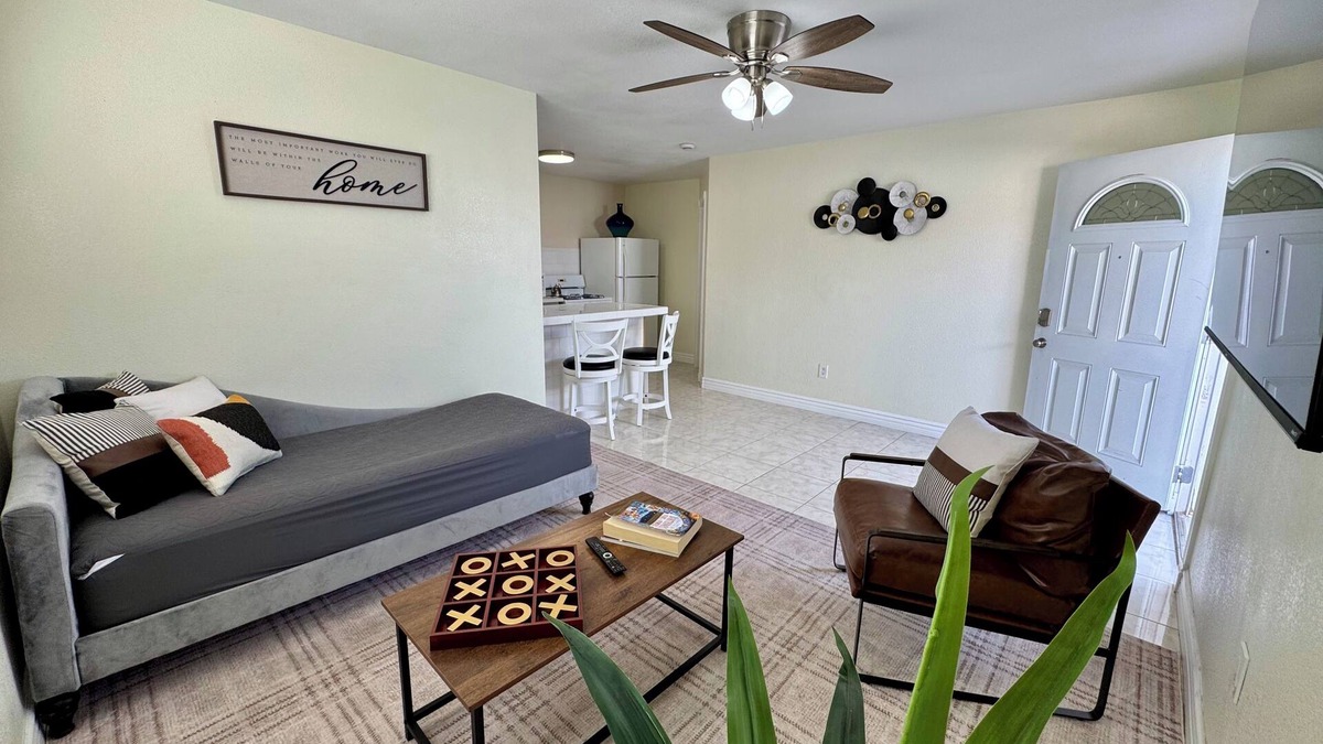 Enterprise House | Luxe Casita 4 mins from Allegiant Stadium & Strip + RV Parking